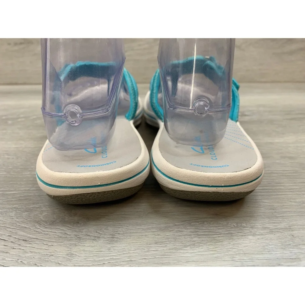 Clarks Cloudsteppers Women's Arla Glitz Turquoise Blue Thong Sandals 8 Shoes